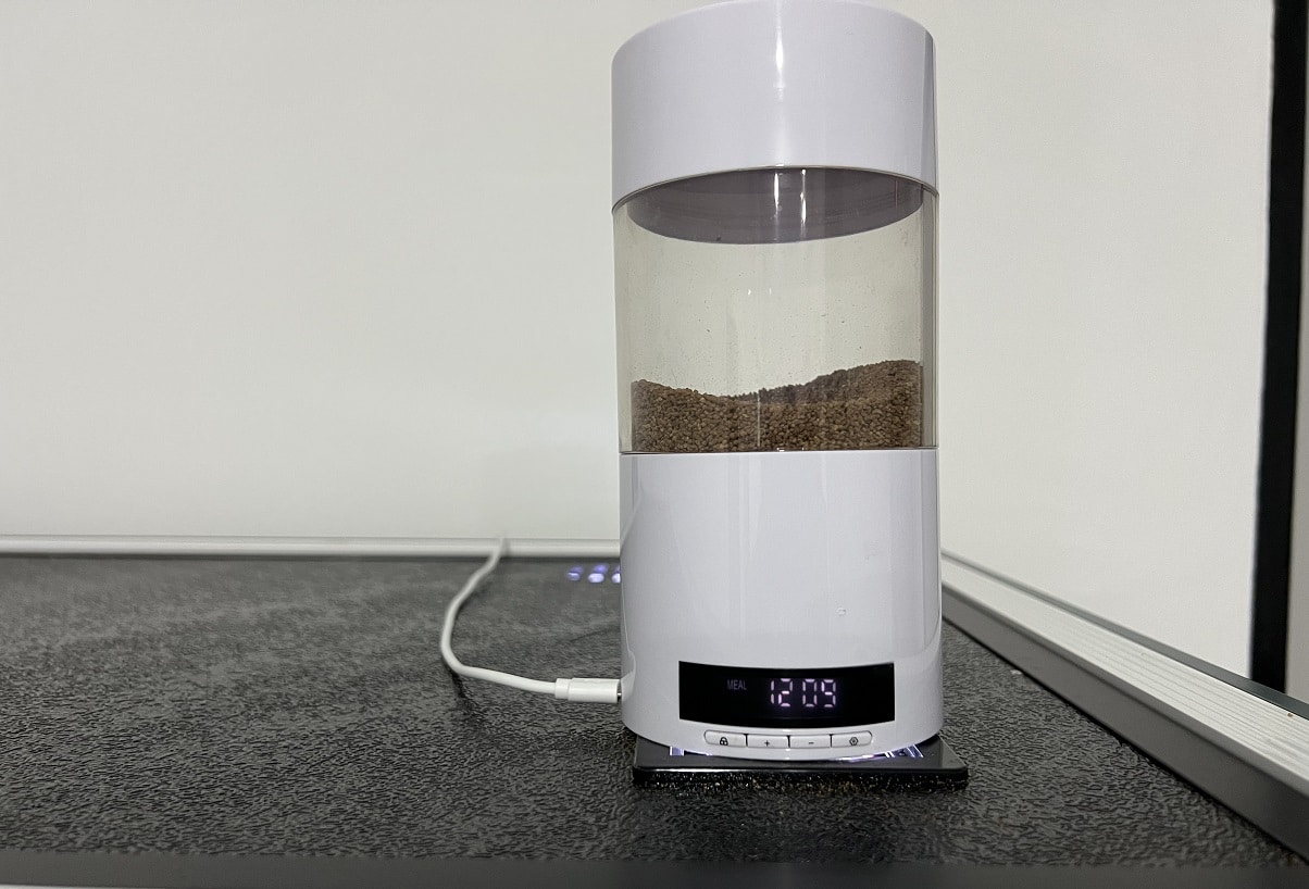 automatic fish feeder with timer